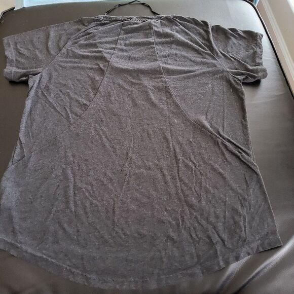 Puma Gray T-Shirt with Pink Logo - Picture 6 of 6